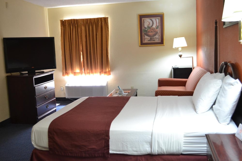 Red Carpet Inn Newark Irvington NJ - photo 17