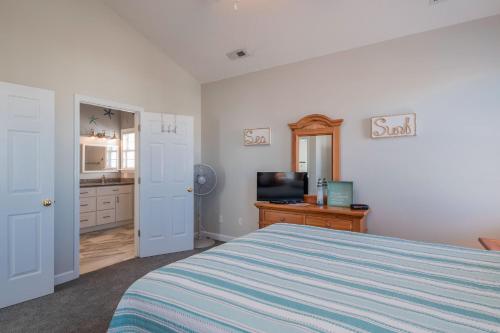 Sea Glass by Oak Island Accommodations - photo 20