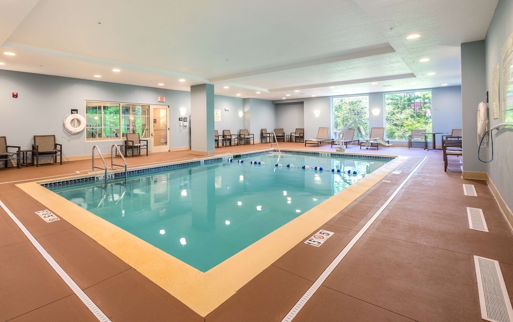 Hampton Inn Waterville - photo 37
