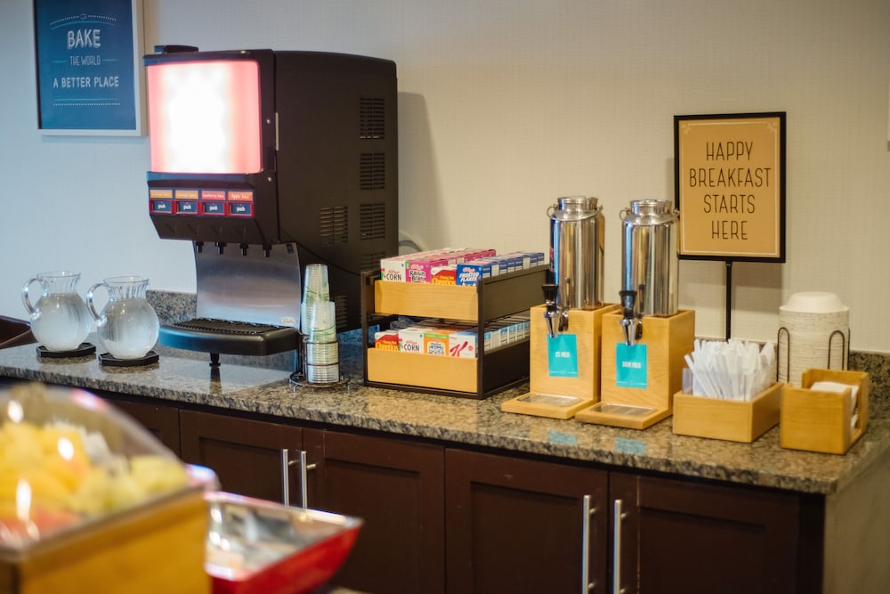 Hampton Inn Metairie - photo 31