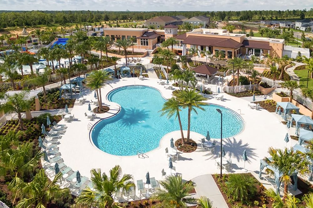 Upstay Solara Resort Retreat w Pool and Hot Tub - photo 46