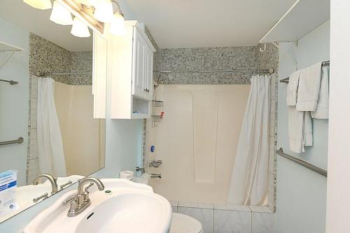 124CL 124 Claressa Ave — Avalon — photo 4