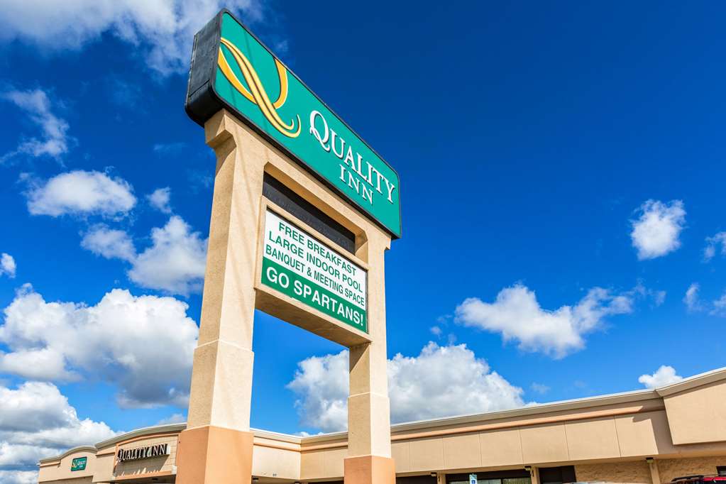 Quality Inn University in Lansing, United States