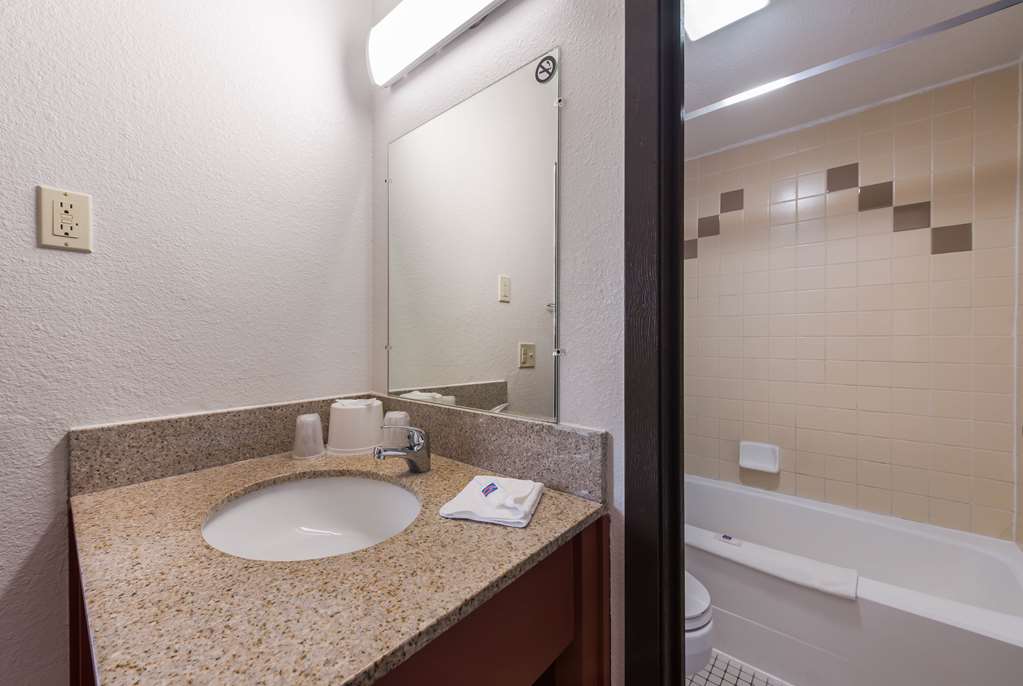 Motel 6 Saint Paul MN I 94 - photo 17