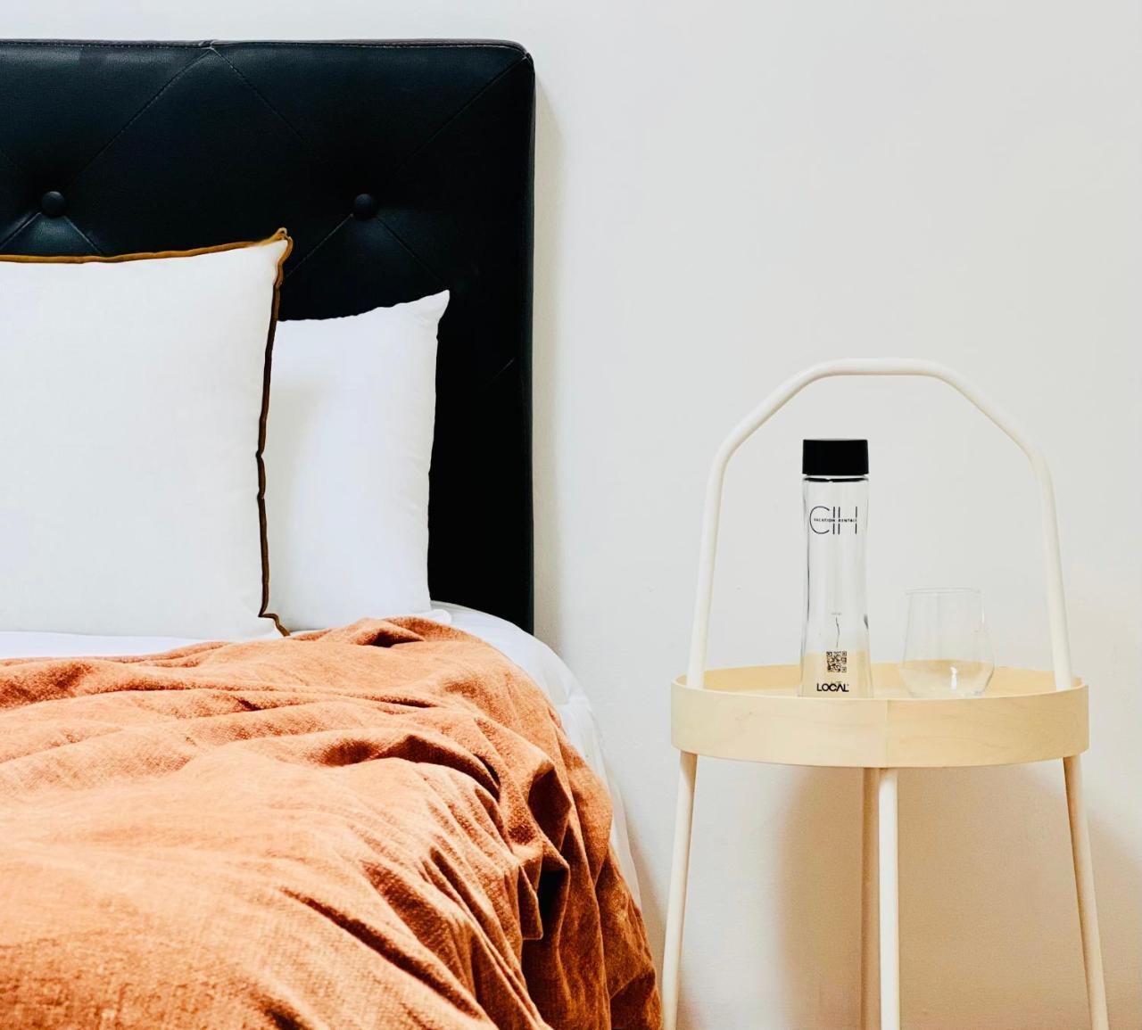 Canaryislandshost L Mar Azul in Puerto Del Carmen, Spain