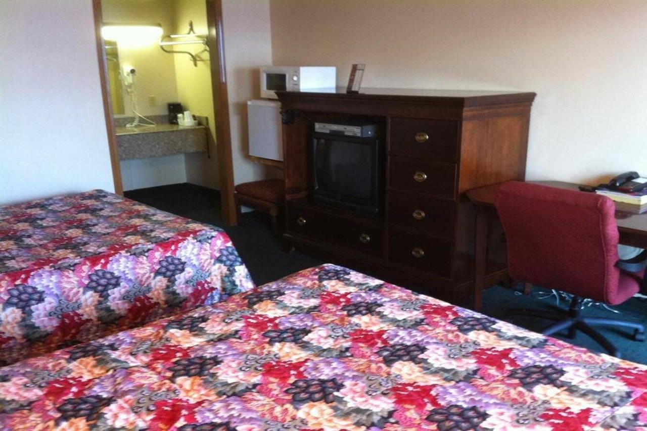 Northgate Inn Saginaw - photo 7