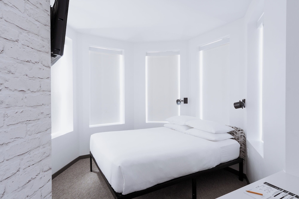 Hotel Hive - photo 62