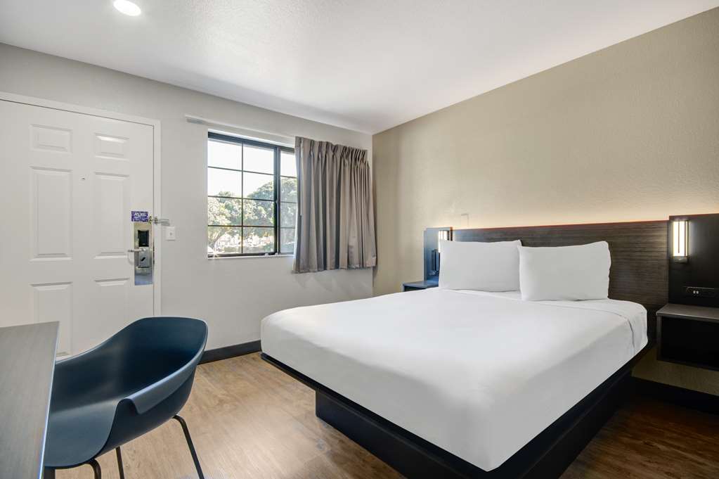 Motel 6 Lompoc CA - photo 19
