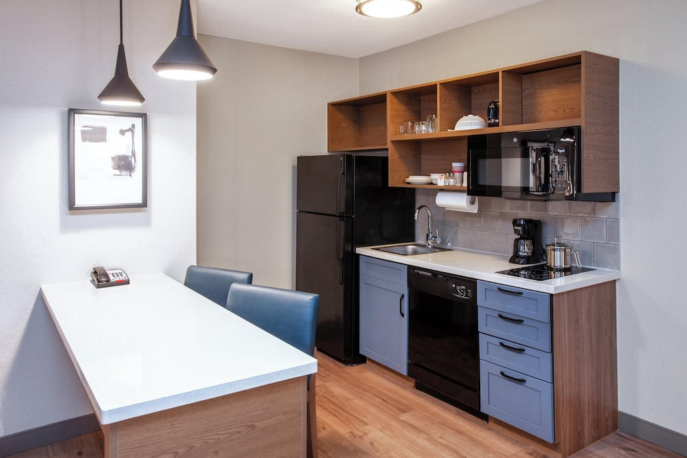 Candlewood Suites Arundel Mills BWI Airport by IHG - carbon neutral hotel in Hanover