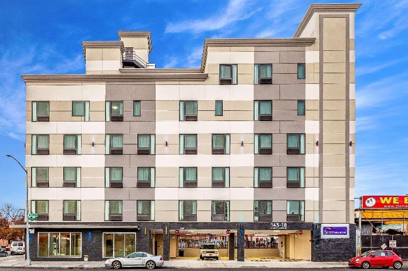Van Wyck Hotel & Suites Near JFK Airport - photo 33