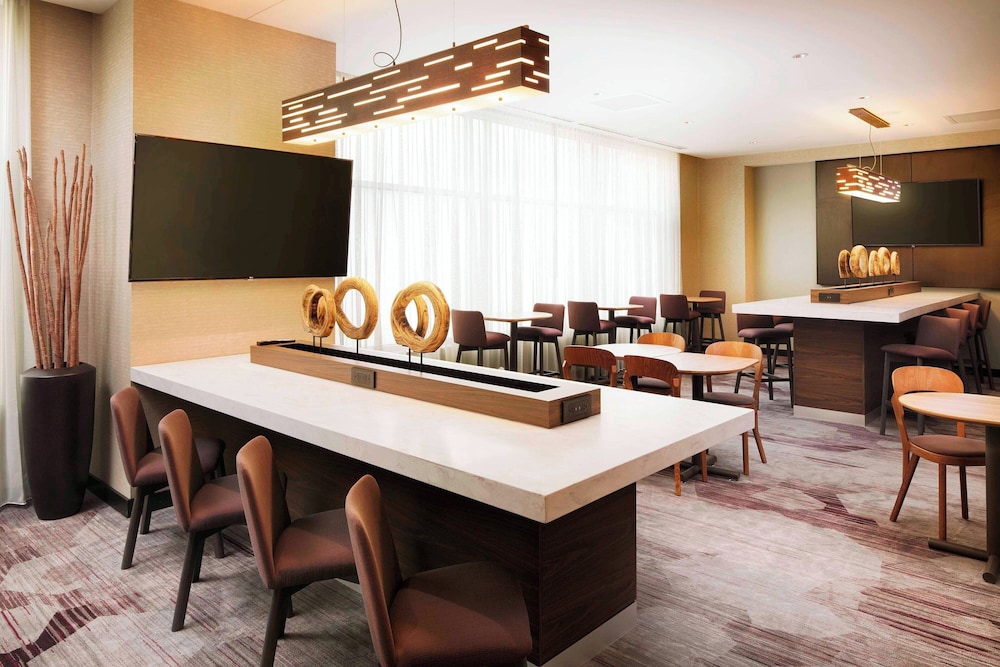 Courtyard by Marriott Indianapolis Downtown - photo 34