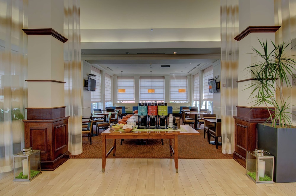 Hilton Garden Inn Norwalk - photo 7