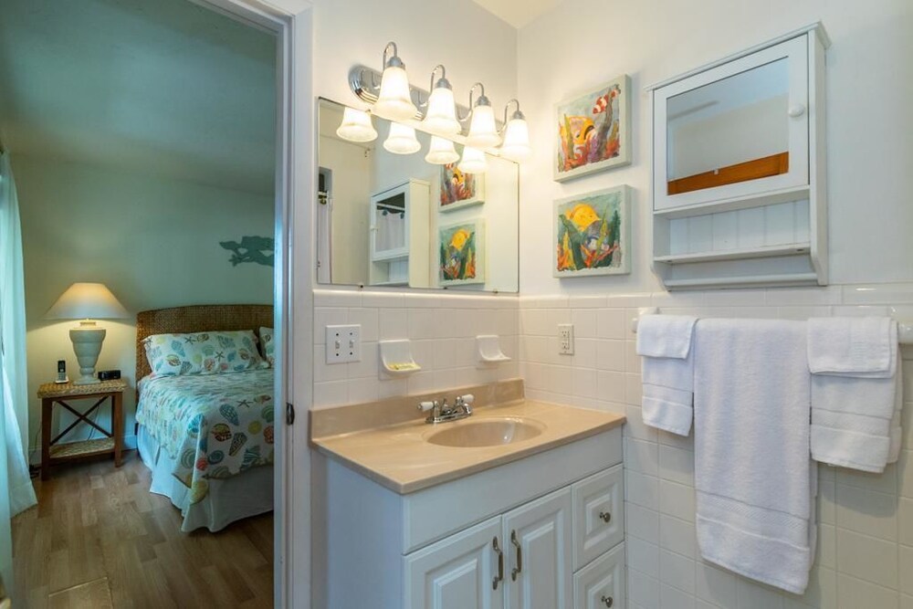 4 Beach Lovers Unit 1 - photo 30