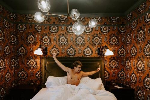 The Gas Lamp Hotel 1BR Latimer - photo 9