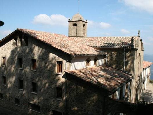 Santuari de la Salut de Sant Feliu de Pallerols — hotel in Sant Feliu De Pallerols