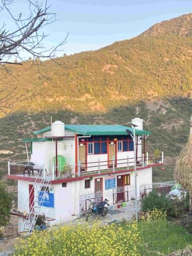 Odyssey Stays Khirsu in Pauri, India