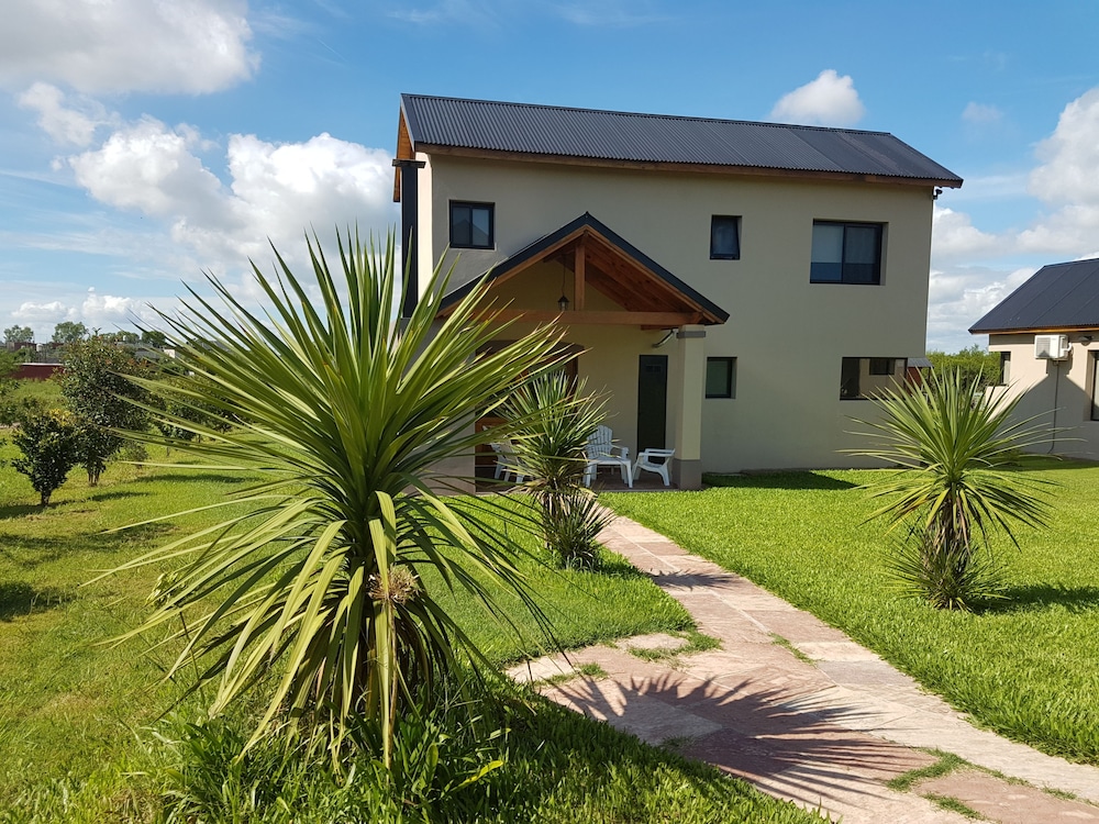 Iguape Aparts in Colon, Argentina