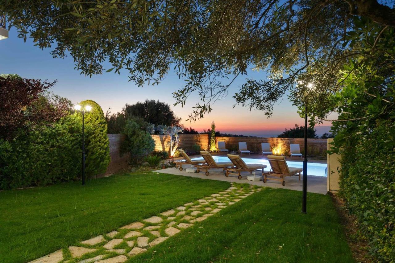 Villa Simore — 4-Star Luxury Hotel in Rethymno, Greece