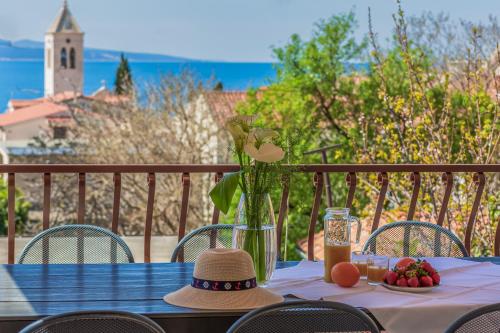 Apartment Nede — 4-Star Luxury Hotel in Baska Voda, Croatia