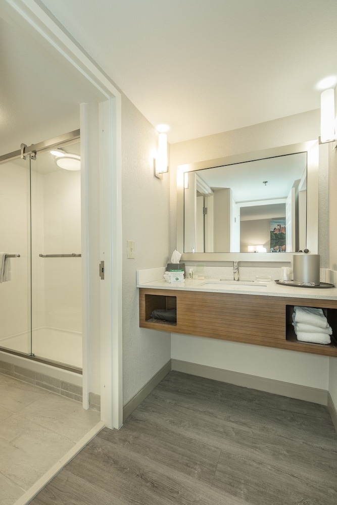 Holiday Inn Hotel & Suites Peachtree City by IHG - photo 30