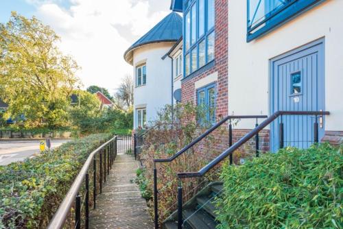 Sail Away — hotel in Lymington