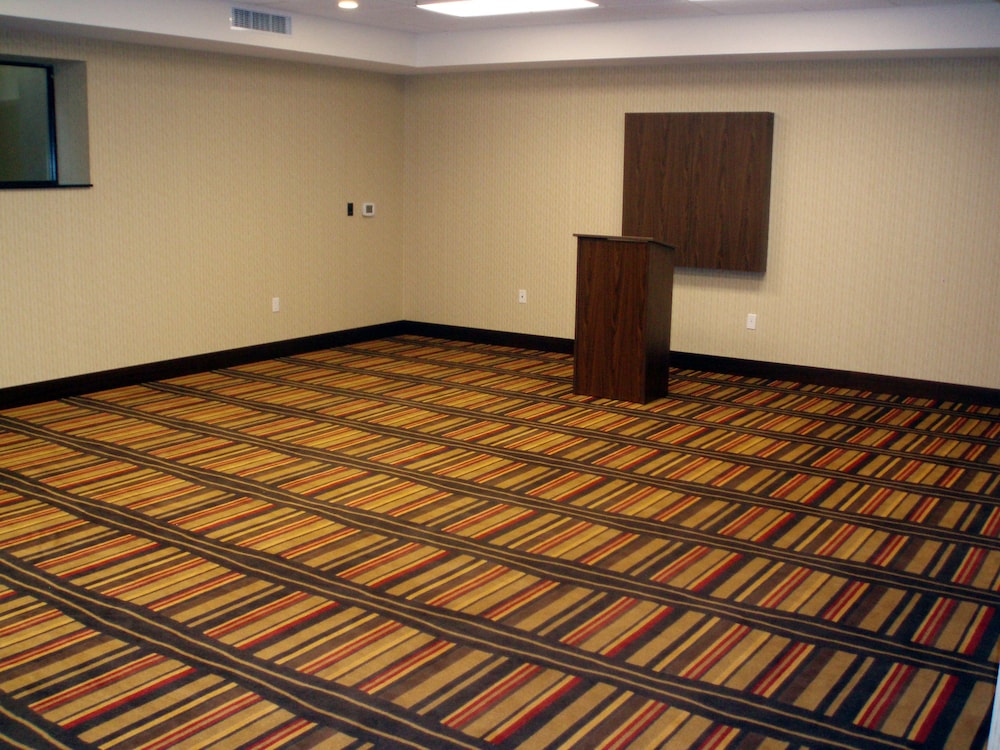 Hampton Inn Limerick Philadelphia Area - photo 58