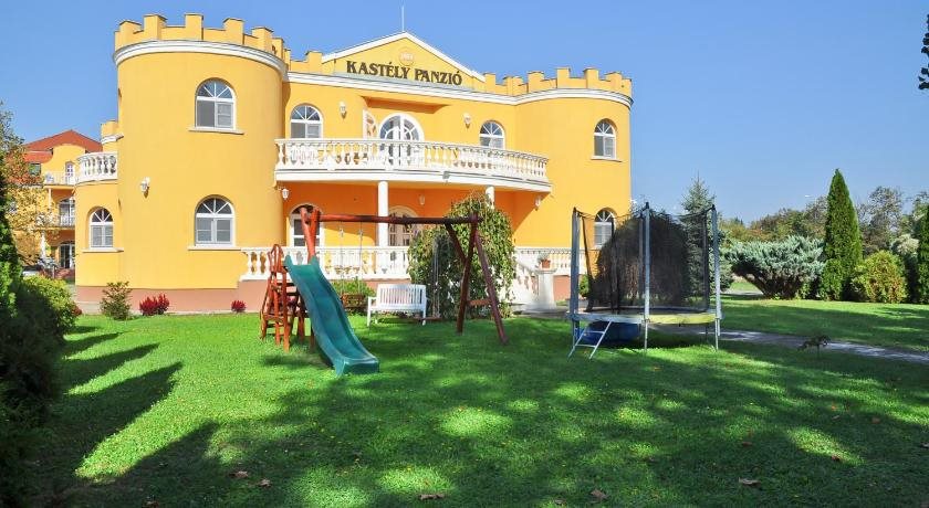 Kastély Panzió in Hajduszoboszlo, Hungary