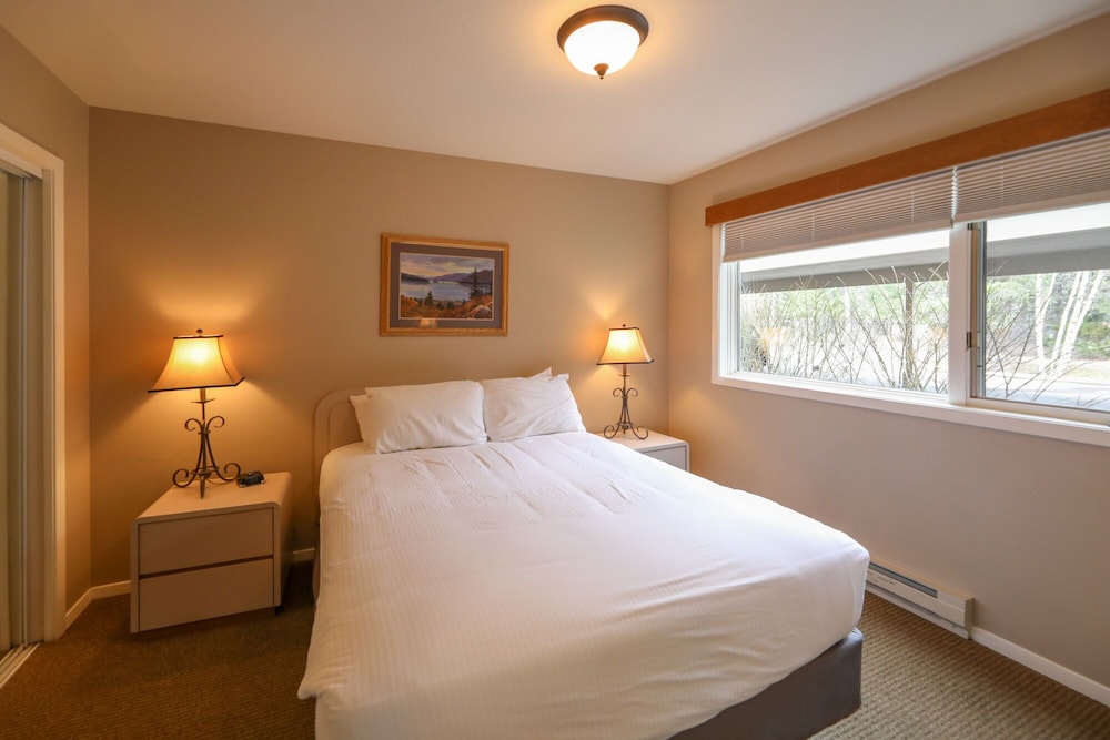 Meadow Lake Resort & Condos - photo 17