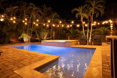 Crabby Coconut in Holmes Beach, United States