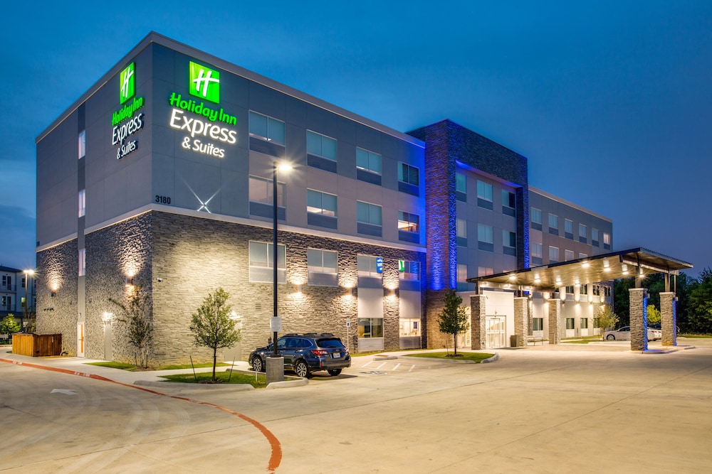 Holiday Inn Express & Suites Denton South by IHG - photo 48