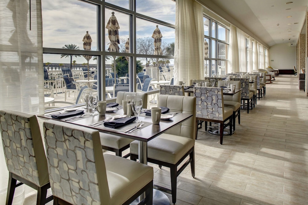 DoubleTree by Hilton Hotel Biloxi - photo 40