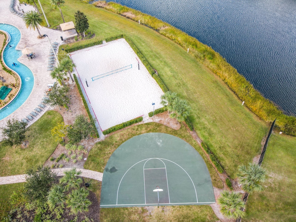 Sophisticated Living at Storey Lake - photo 27
