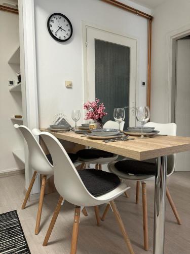 Apartman ZEN — 4-Star Luxury Hotel in Popovaca, Croatia