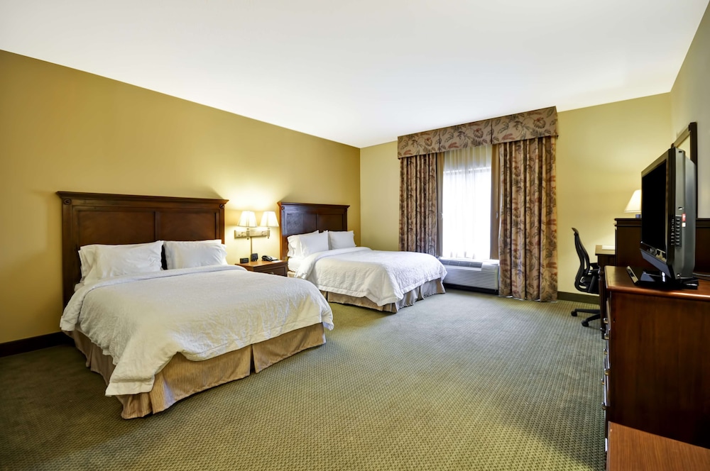 Hampton Inn & Suites North Charleston University Blvd - photo 14