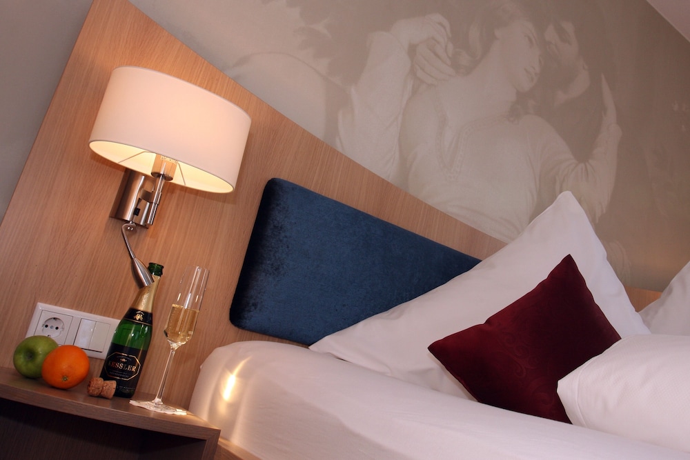 Villa Ludwig Suite Hotel & Chalet — Schwangau — photo 4
