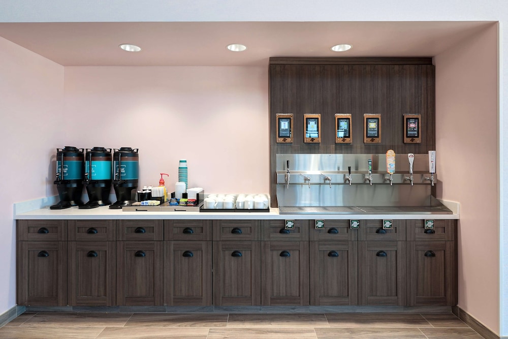 Homewood Suites by Hilton Santa Clarita - photo 40