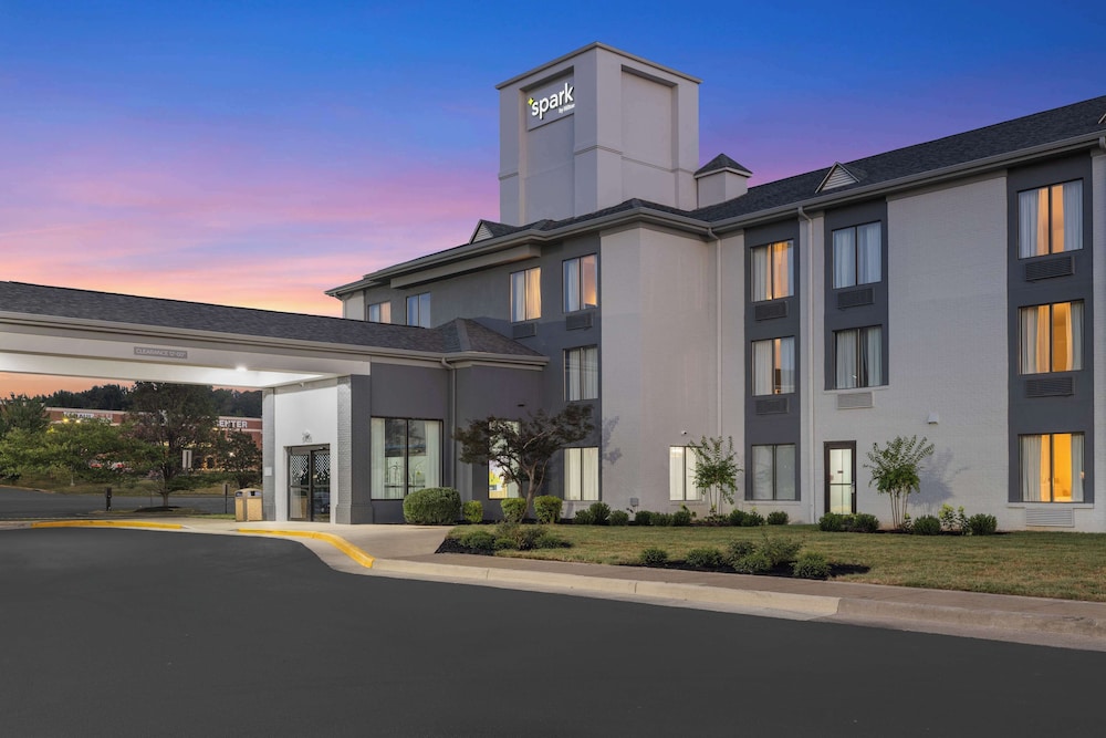 Spark by Hilton Fredericksburg Southpoint - photo 30
