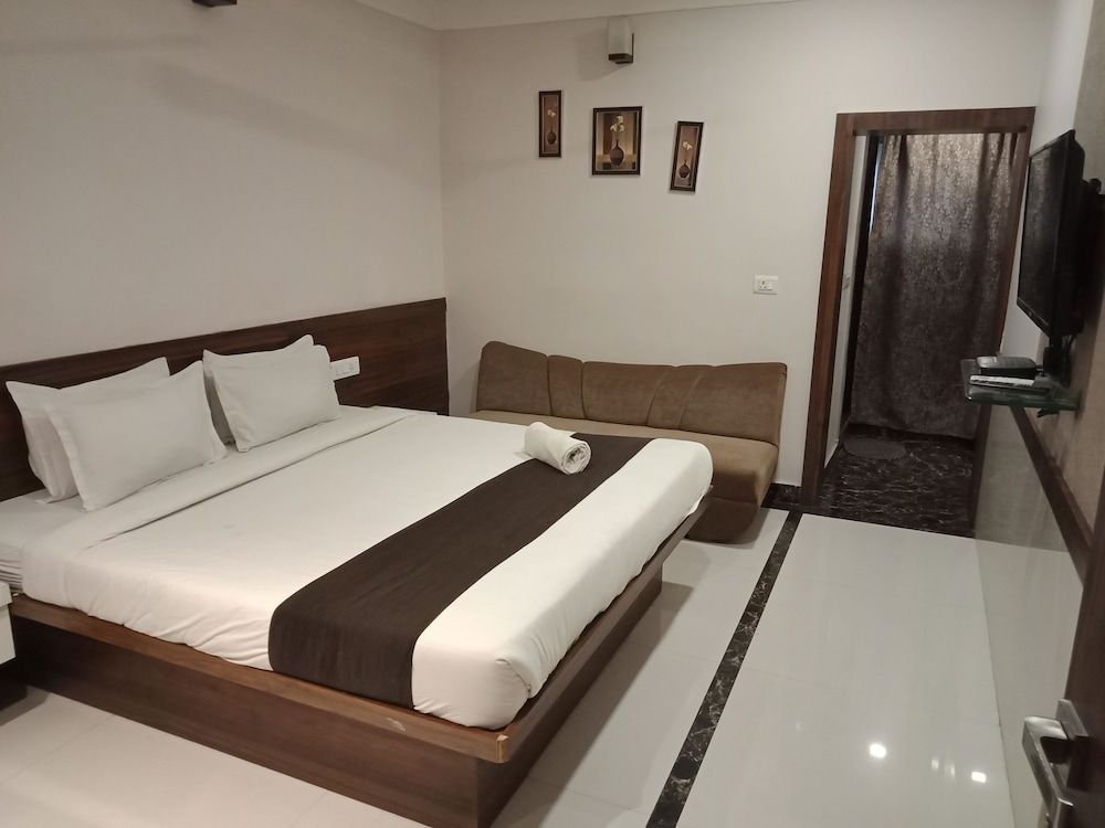 Hotel Paras — Jabalpur — photo 4