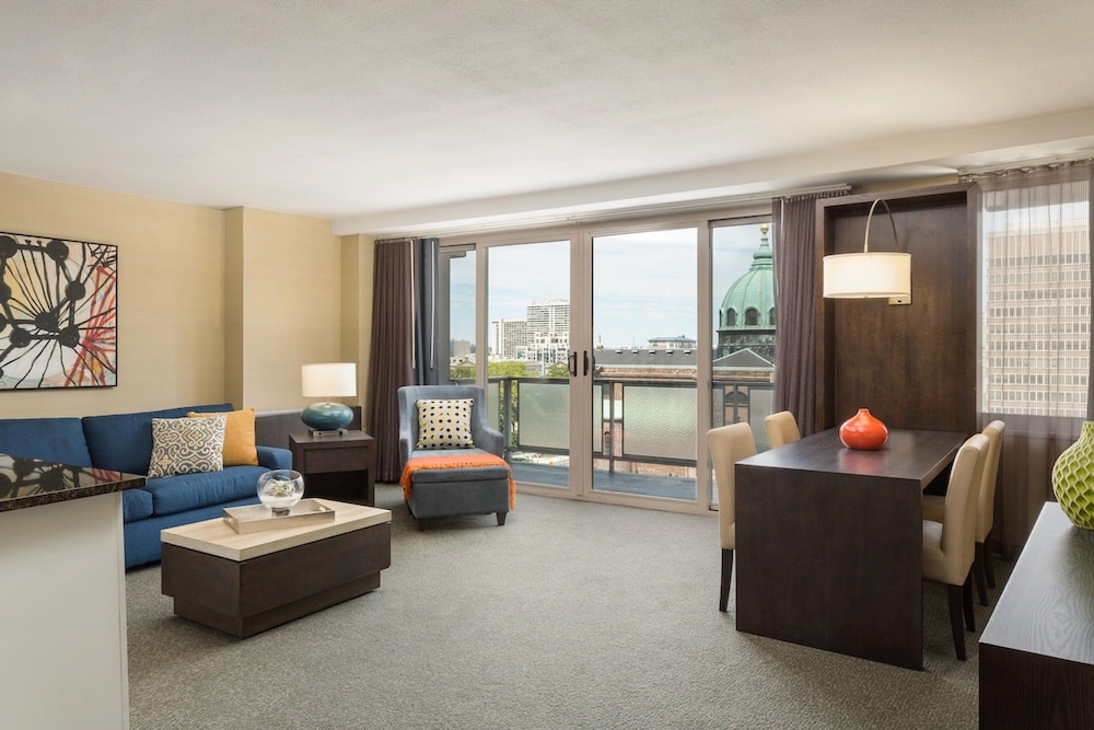 The Windsor Suites - photo 18