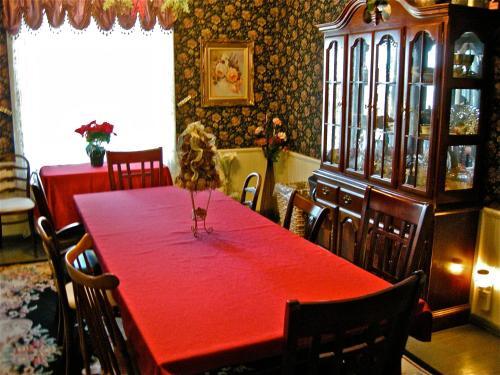 Old Tower House Bed & Breakfast - photo 16