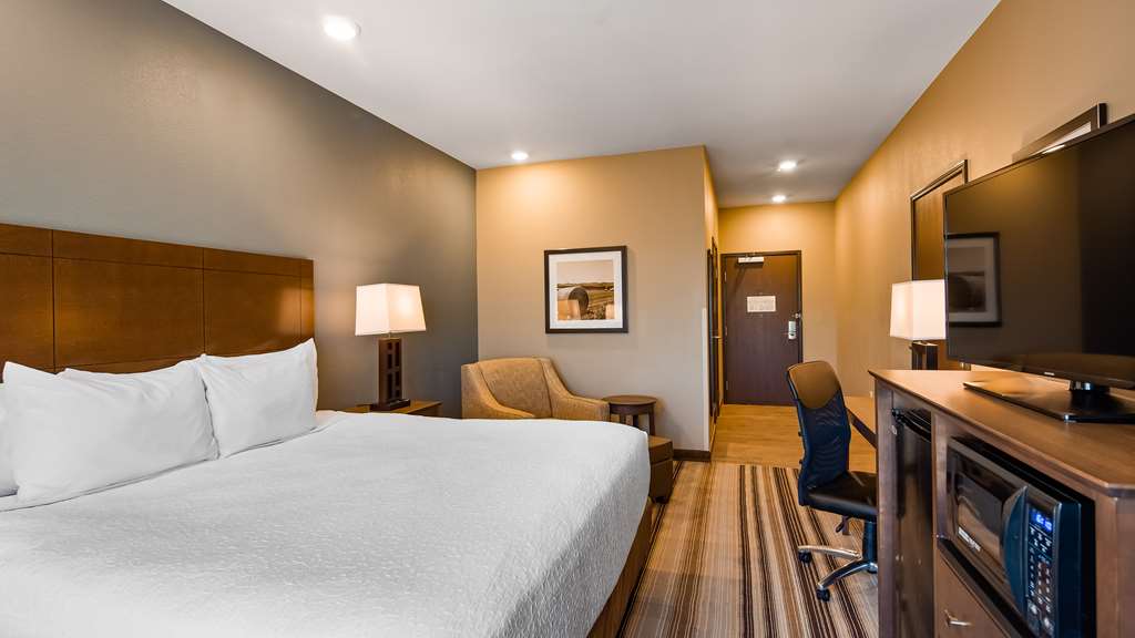 Best Western Plus Overland Inn - photo 24