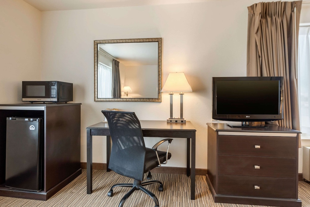 Quality Inn & Suites Limon - photo 28