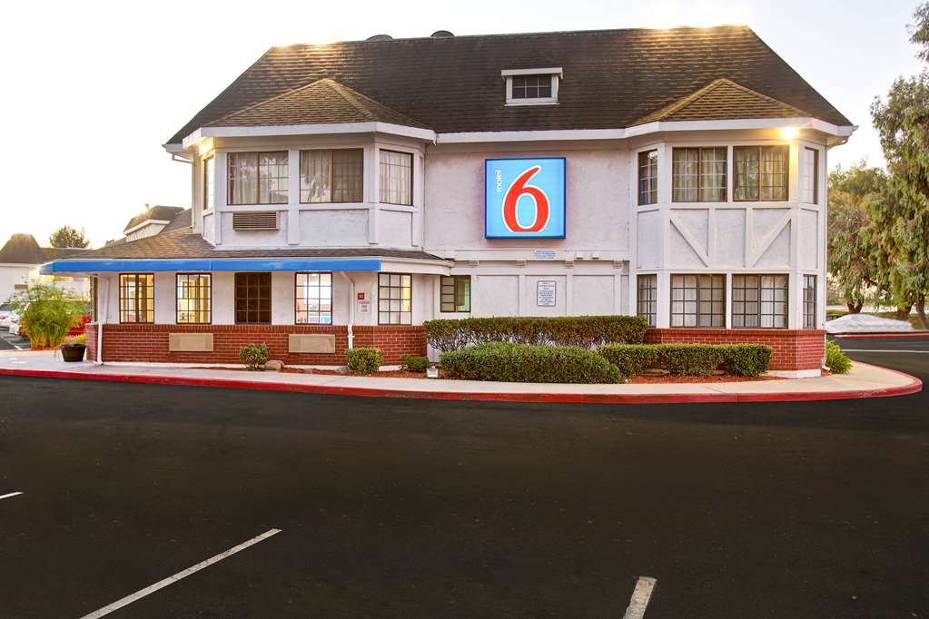 Motel 6 Fremont CA North - photo 2