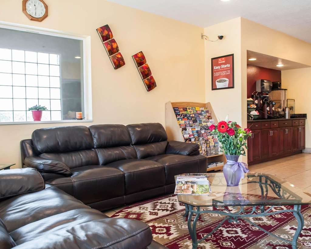 Econo Lodge Old Town - photo 5