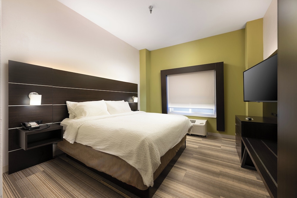 Holiday Inn Express Hotel & Suites Chattanooga Hixson by IHG - photo 25