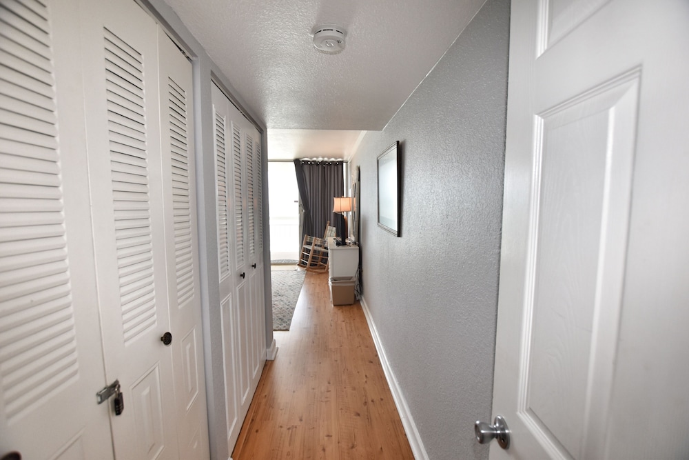 0401 Waters Edge Resort 3 Bedroom Condo by RedAwning - photo 41