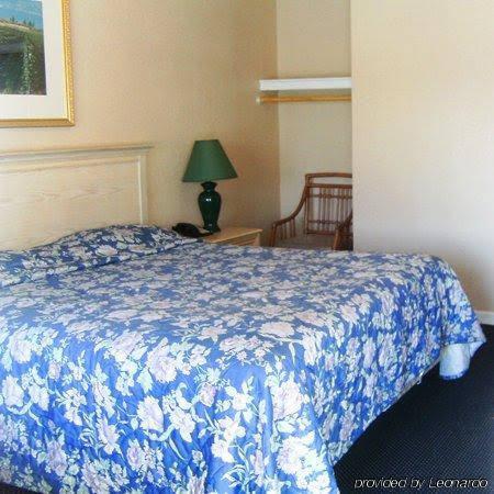 Great Value Inn West Sacramento - photo 8
