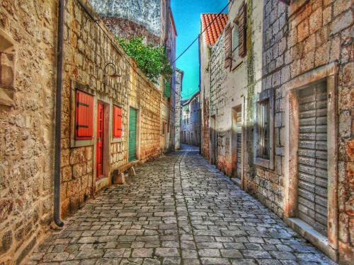 Room Rade — Stari Grad — photo 5