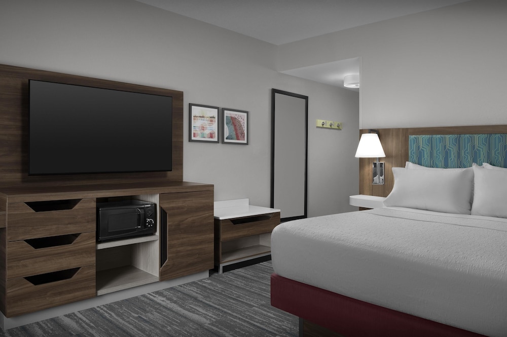 Hampton Inn & Suites Jacksonville South Bartram Park - photo 6