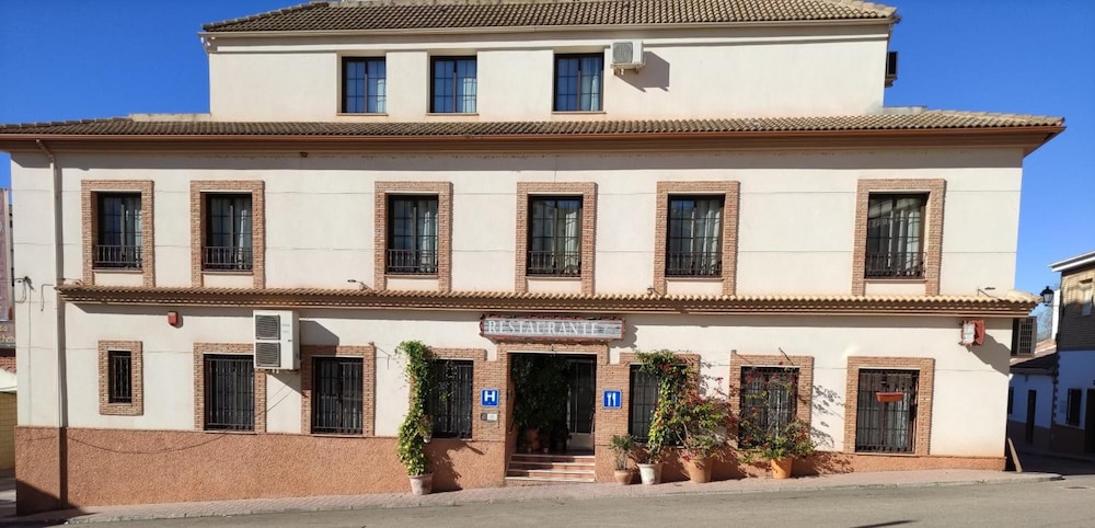 Hotel Restaurante Casa Marchena — Vilches